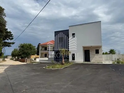 House 115 m², Zaton - 3 bedrooms and pool - 11