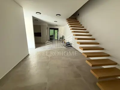 House 115 m², Zaton - 3 bedrooms and pool - 22