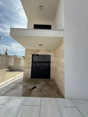 House 115 m², Zaton - 3 bedrooms and pool - 13