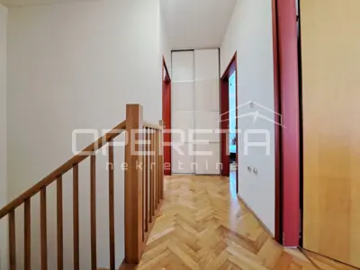 Stan 109 m², Špansko, dvoetažni s otvorenim pogledom - 12