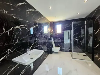 Stan 82 m², Poreč - 2 spavaće sobe i terasa - 3