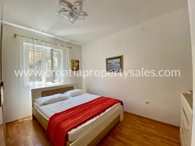 Kuća, Brač, 133 m², 910 000 € - 10