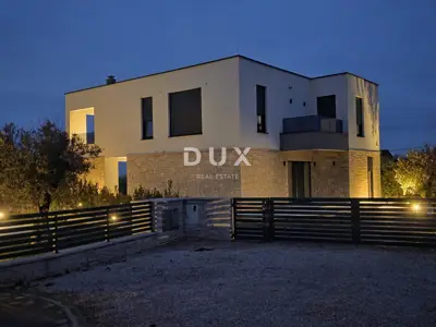 Villa 243 m², Poreč - Meerblick und beheizter Pool - 4