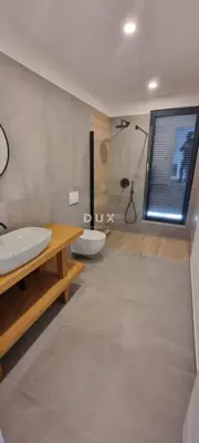 Villa 243 m², Poreč - Meerblick und beheizter Pool - 16
