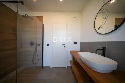 Villa 243 m², Poreč - Meerblick und beheizter Pool - 17
