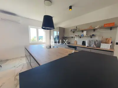 Haus 112 m², Bregi - neu, Pool und Meerblick - 7