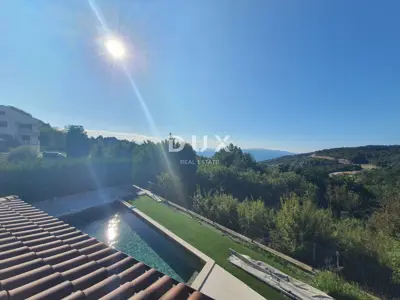 Haus 112 m², Bregi - neu, Pool und Meerblick - 10