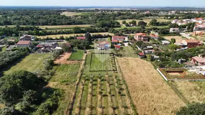 Bauland 546 m², Loborika - ruhige Lage - 2
