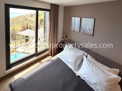 Vila 200 m², Omiš - pogled na more i bazen - 17