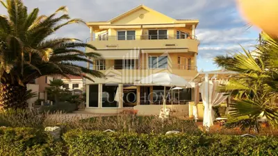 Apartman 216 m², Privlaka - prvi red do mora - 7
