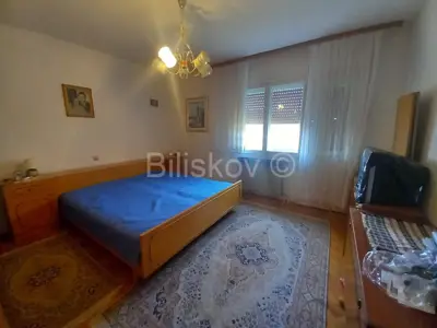 Doppelhaushälfte 200 m², Črnomerec, große Terrasse und Garten - 8