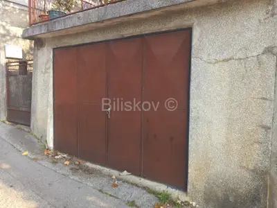 Doppelhaushälfte 200 m², Črnomerec, große Terrasse und Garten - 17