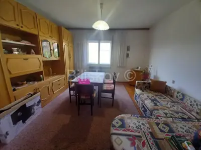 Doppelhaushälfte 200 m², Črnomerec, große Terrasse und Garten - 4