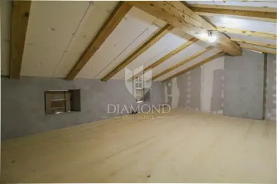 Stone house 170 m², Oprtalj surroundings - open view - 10
