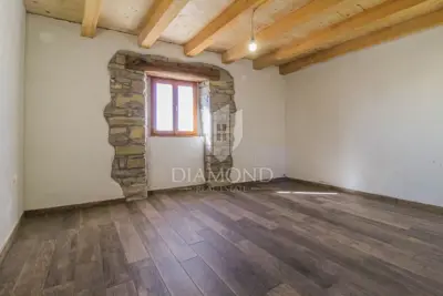 Stone house 170 m², Oprtalj surroundings - open view - 6