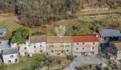 Stone house 170 m², Oprtalj surroundings - open view - 2