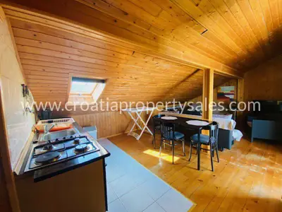Kuća, Brač, 250 m², 580 000 € - 6