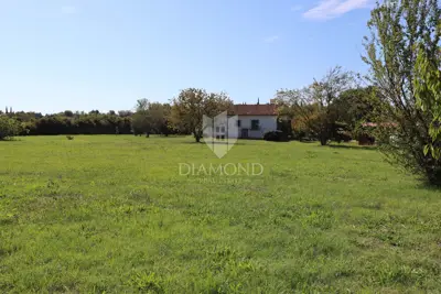 Land 4,600 m², Rovinj - 300 m from the sea