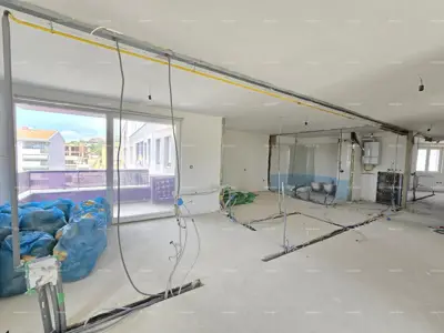 PULA – apartment in the center with two garages and a large terrace - 11