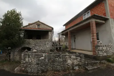 Stone house, Labin - quiet settlement and 1,700 m² yard - 12