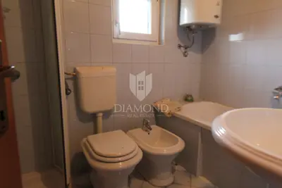 Stone house, Labin - quiet settlement and 1,700 m² yard - 9
