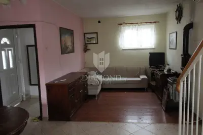 Stone house, Labin - quiet settlement and 1,700 m² yard - 2
