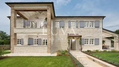 Villa 297 m², Ladići near Kanfanar - pool and terrace - 2