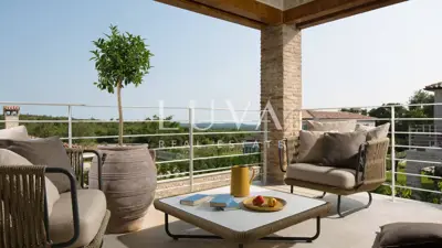 Villa 297 m², Ladići near Kanfanar - pool and terrace - 8