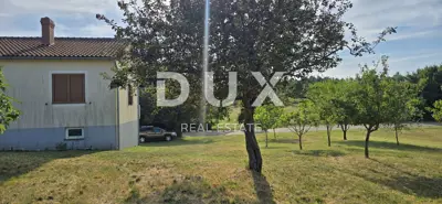 Haus 230 m², Barban - Blick auf Učka und zwei Etagen - 17