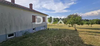 Haus 230 m², Barban - Blick auf Učka und zwei Etagen - 15