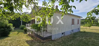 Haus 230 m², Barban - Blick auf Učka und zwei Etagen - 13