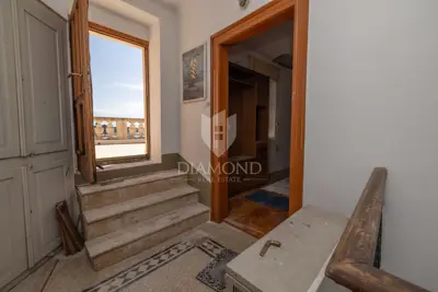 Stan 64 m², Rovinj centar - terasa i pogled na otočje - 9