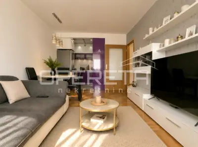 Stan 48 m², Malešnica, kao nov 2-soban s loggiom - 12