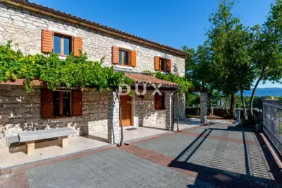 House 200 m², Labin - pool and sauna - 9