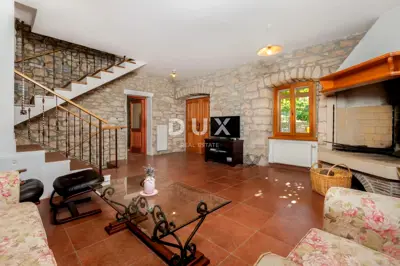 House 200 m², Labin - pool and sauna - 10