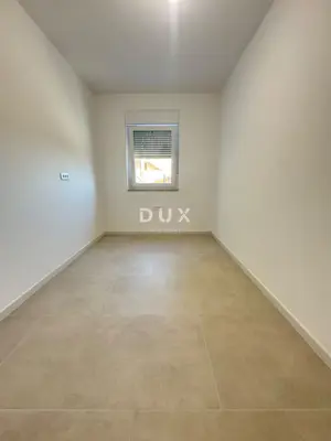 Wohnung 65 m², Drenova - große überdachte Terrasse - 8