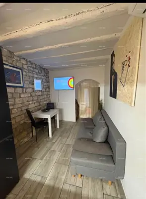 Prodaja- renoviran stan u staroj jezgri grada, Rovinj! - 2