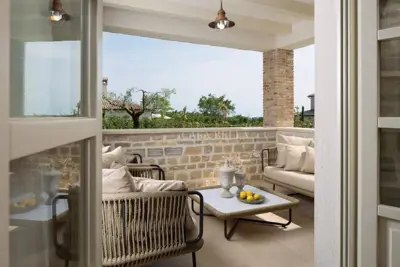 Villa 297 m², Ladići bei Kanfanar, Pool und Meerblick - 10