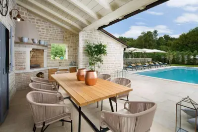 Villa 297 m², Ladići bei Kanfanar, Pool und Meerblick - 6