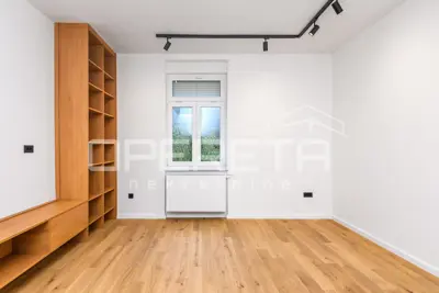 Stan 70 m², Britanac, potpuno obnovljen u Kozarčevoj - 1