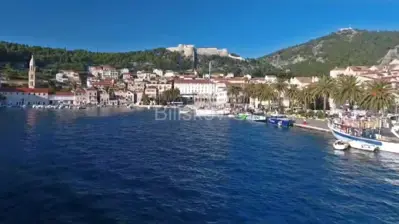 Vila 300 m², Hvar - prvi red do mora