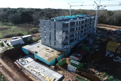 Wohnung 800 m vom Meer in Poreč, 3 Zimmer und Garage - 2