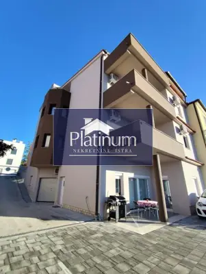 Kuća 600 m², Pula Centar - 6 apartmana