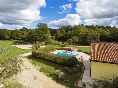 Baukomplex 9 032 m², Žminj - Häuser mit Pool - 3