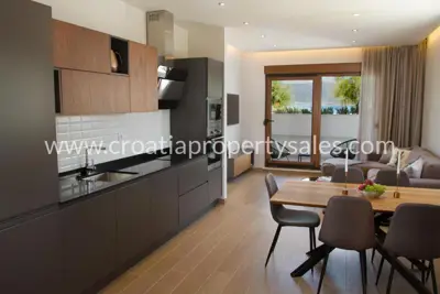 Haus, Trogir, 100 m², 950 000 € - 4