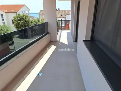Mandre - penthouse s terasom i pogledom na more