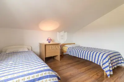 Haus 347 m², Pula - Valdebek, 4 Wohneinheiten - 15