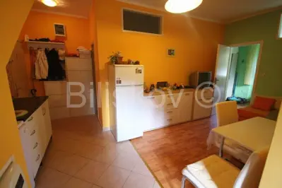 Stan 35 m², Split Manuš, mirna lokacija blizu centra - 2