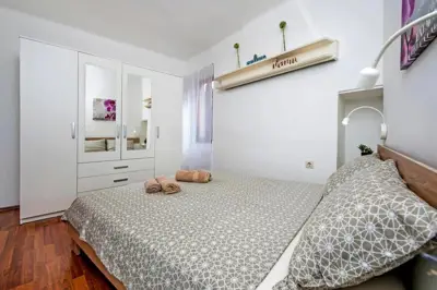 Stan 37 m², Rovinj - potpuno opremljen i namješten - 10