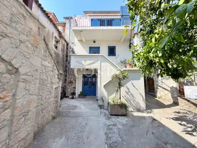 VELI IŽ - Mediteranska kuća u nizu 150 m od mora - 3
